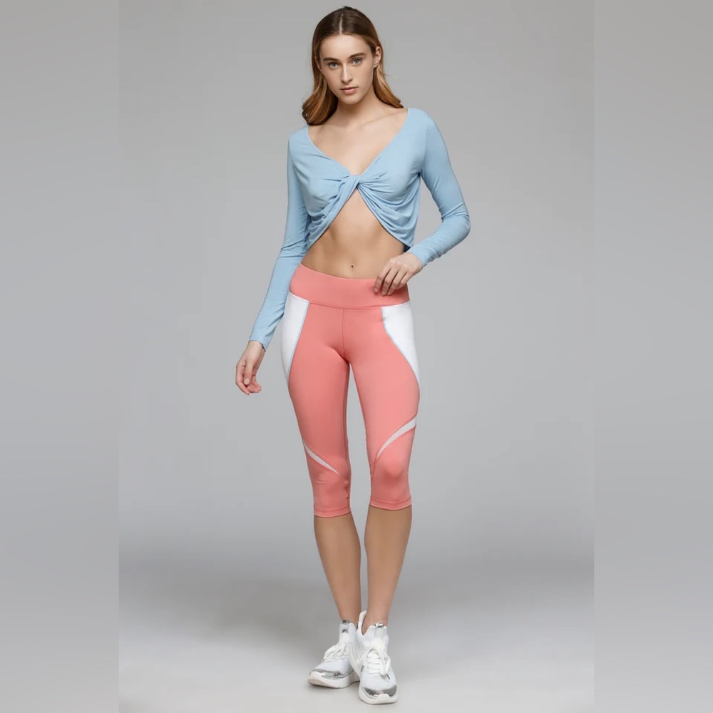 Titika long sleeve crop top